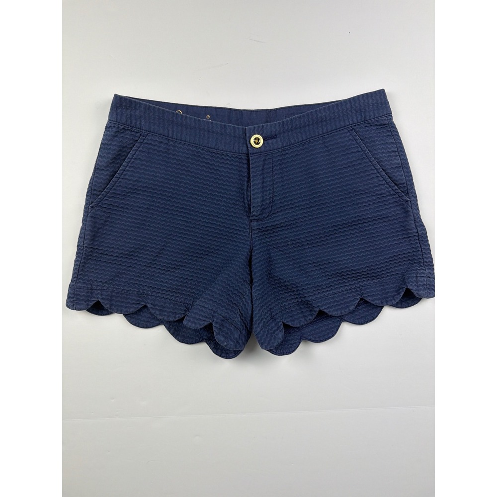 Lilly Pulitzer Buttercup Shorts Navy Blue Seersucker Scalloped Hem Womens Size 2